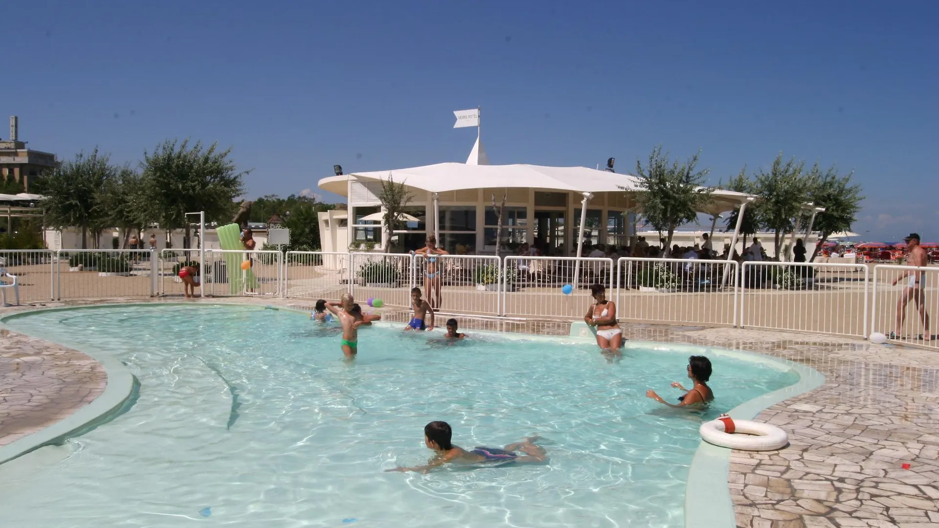 Hotel Residenza Parco Fellini Rimini 4*,  Włochy
