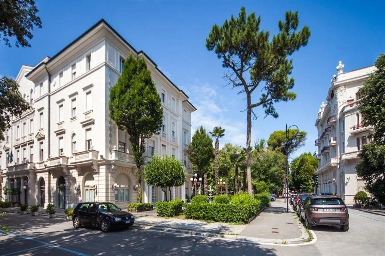 Hotel Residenza Parco Fellini Rímini