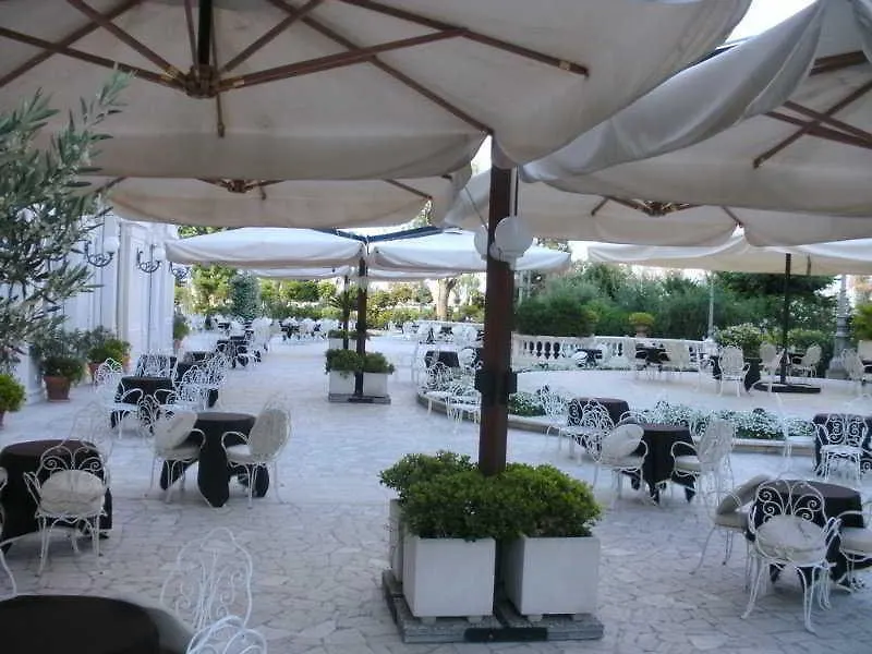 Hotel Residenza Parco Fellini Rímini