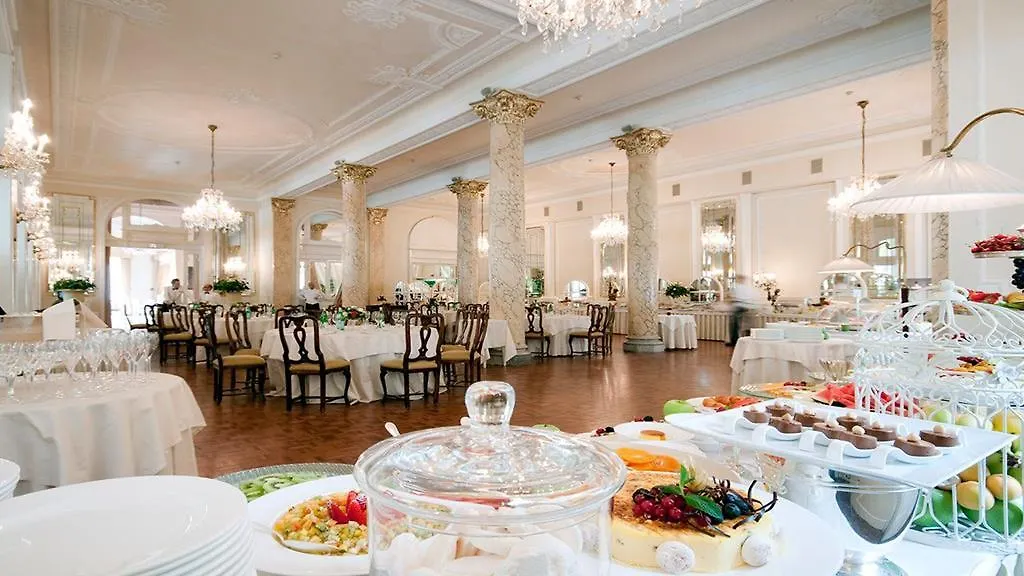 Residenza Parco Fellini Hotel Rimini